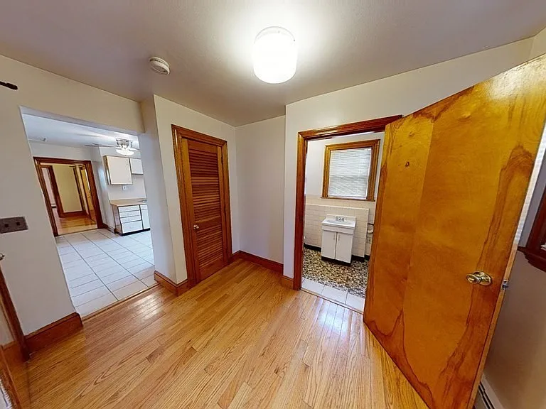 1 Normandy St #3 — Photo 6