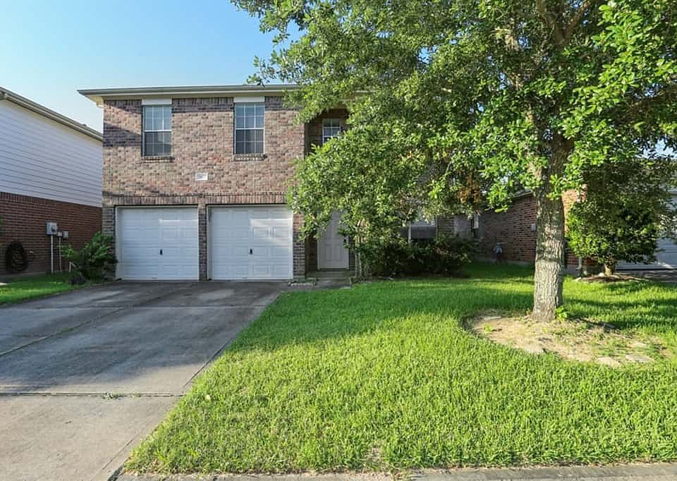 1st image of 21407 Somerset Park Ln