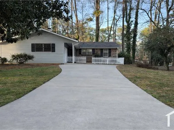 3603 Manhattan Dr, Decatur, GA 30034