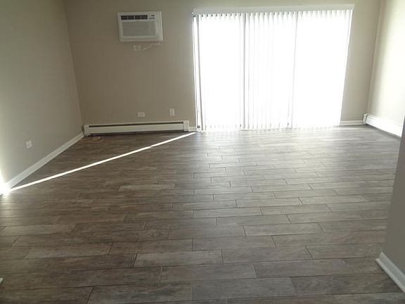 2nd image of 10411 S Mason Ave #7