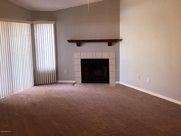 4th image of 130 La Pasada Cir W