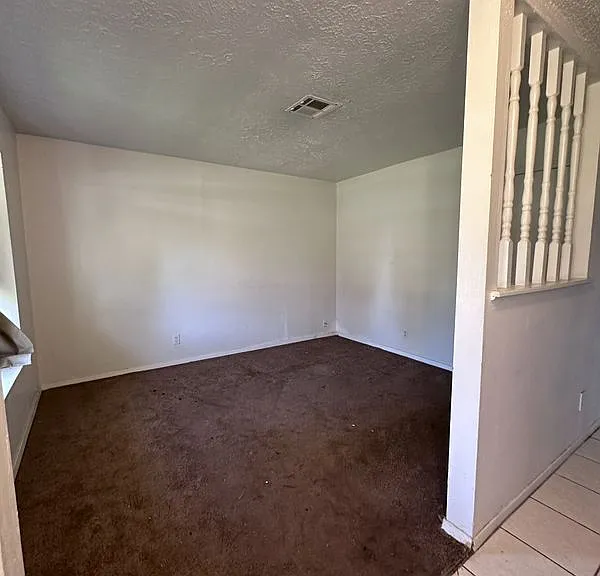 145 S Dexter Dr — Photo 6