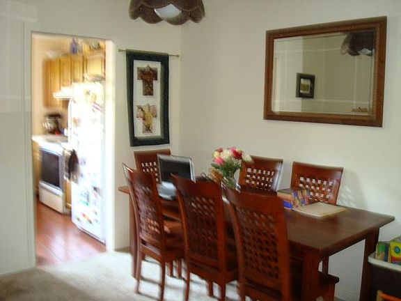 5th image of 1711 Emerald St