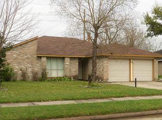 3434 Edgecreek Dr, Houston, TX 77066