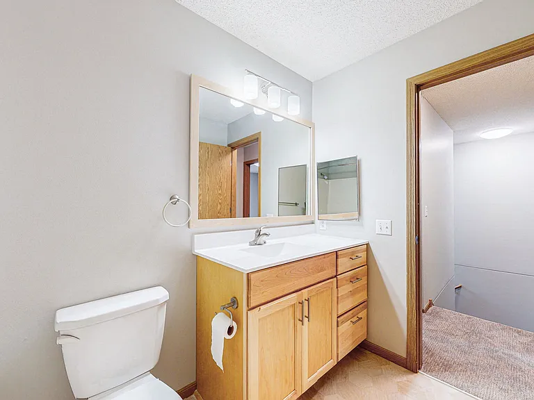 Cedar Pointe Townhomes — Photo 117