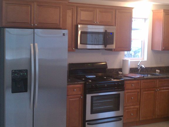 Eat in Kitchen New Appliances