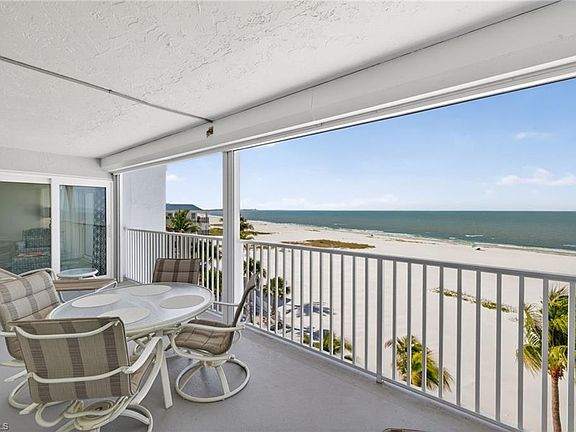 2nd image of 2560 Estero BLVD #5C