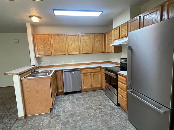 2nd image of 1606 E Coeur D Alene Ave APT A