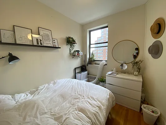 Rented by Oxford Property Group | media 38