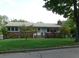 228 Dow Ave, Iselin, NJ 08830