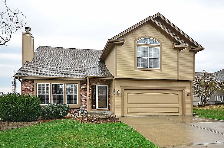 1st image of 206 Porter Dr