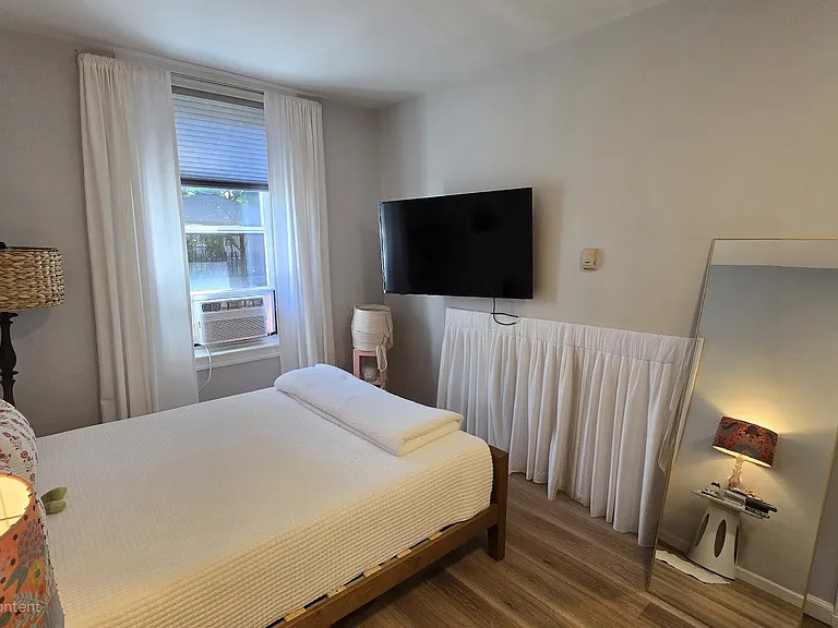 27 Russell Ave #1 — Photo 7