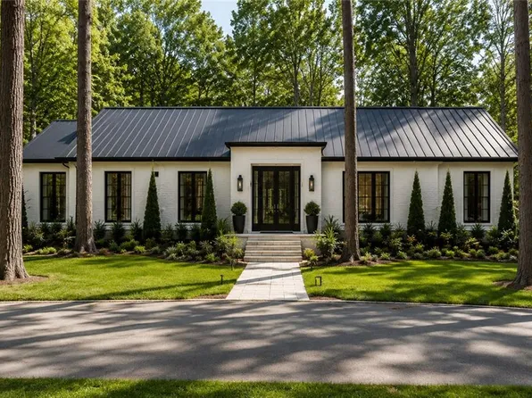 2569 Lake Capri Dr #33, Conyers, GA 30012