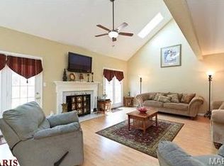 401 Candlewick Ct, Saint Peters, MO 63376