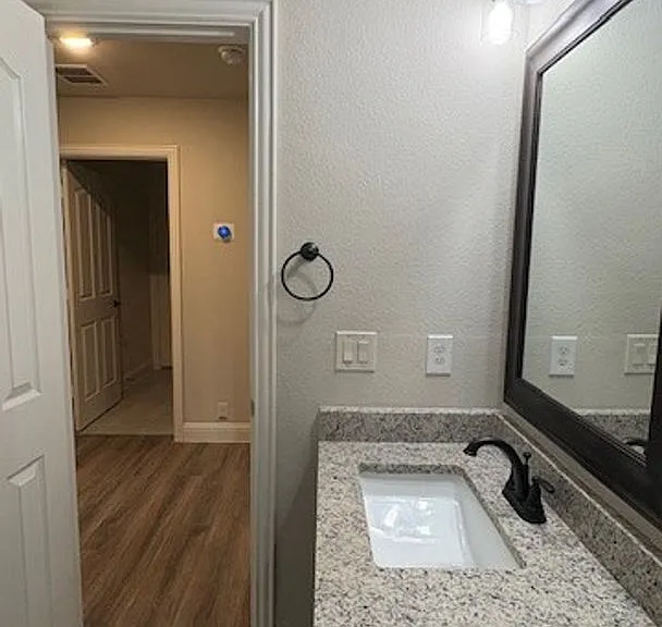 9400 Wellington Dr — Photo 19