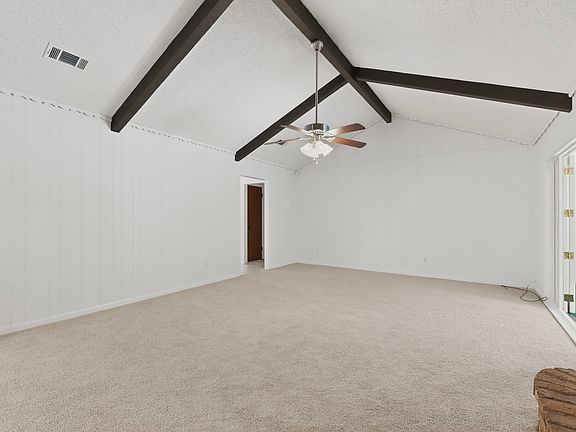 5th image of 1305 Briarbrook Dr