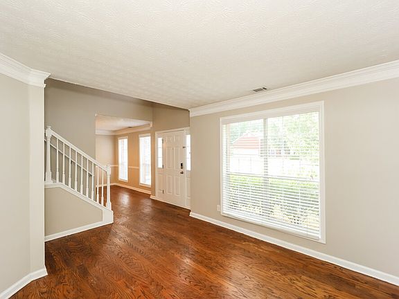 4th image of 2141 Silva Ct