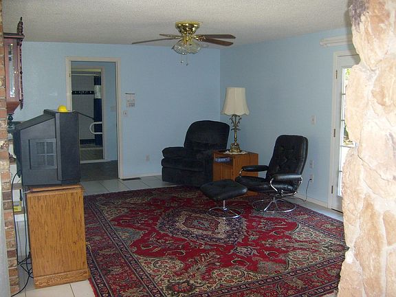 4th image of 12410 125th St E
