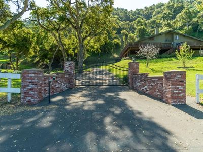 163 Old Stage Rd, Salinas, CA, 93908