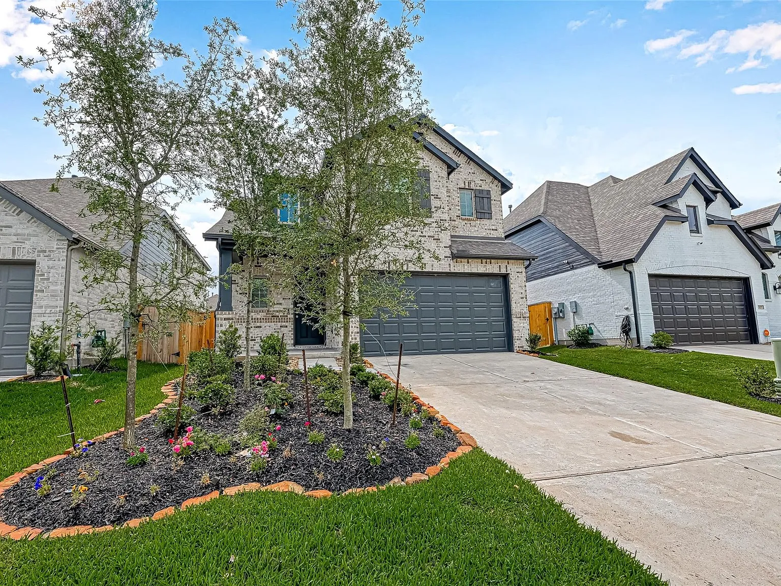 3 bed, 2.5 bath, 2127 sqft, $2,950 — Photo 2