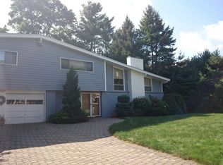 26 Harwich Rd, Newton, MA 02467