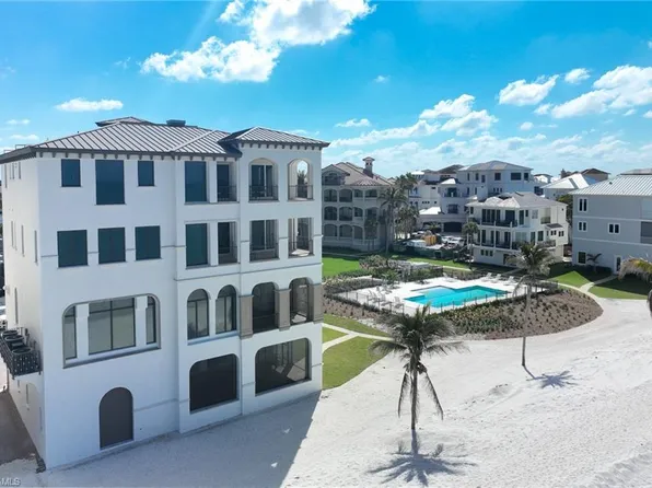 110 Guadeloupe Ln, Bonita Springs, FL 34134