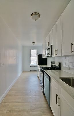 2nd image of 68-12 Yellowstone Blvd #5L