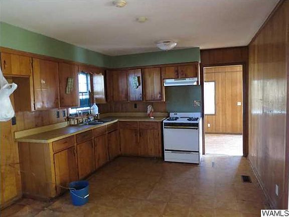 2nd image of 4318 30th Ave E
