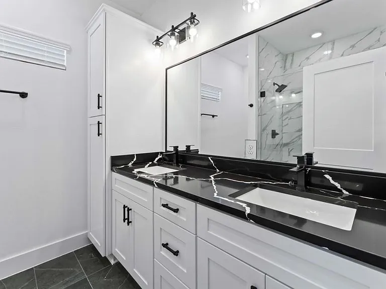 8023 Cora St #B — Photo 17