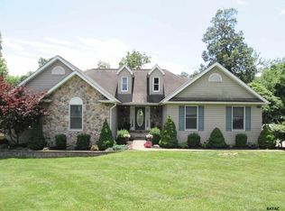 323 Glenville Rd, Hanover, PA 17331