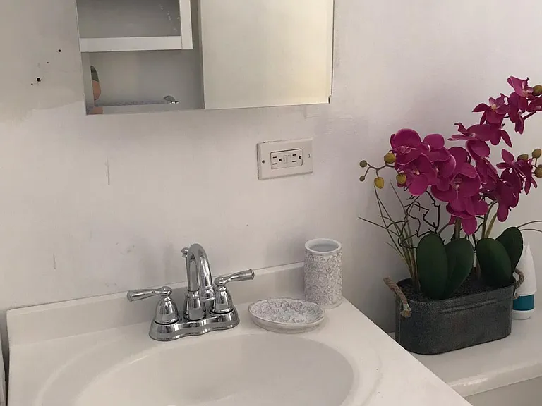 236 Liliuokalani Ave #802 — Photo 6