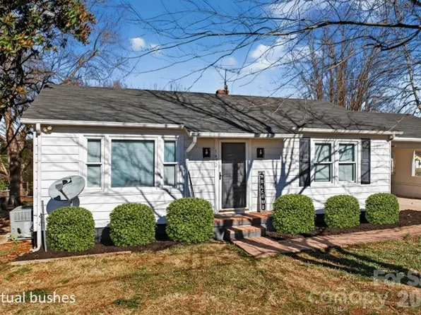 1453 19th Ave NE, Hickory, NC 28601