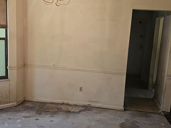 4th image of 12670 JULINGTON PINES Lane