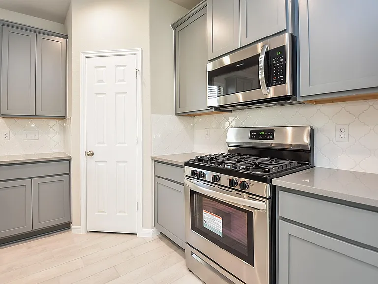 1428 Sundown Glen Ln — Photo 15