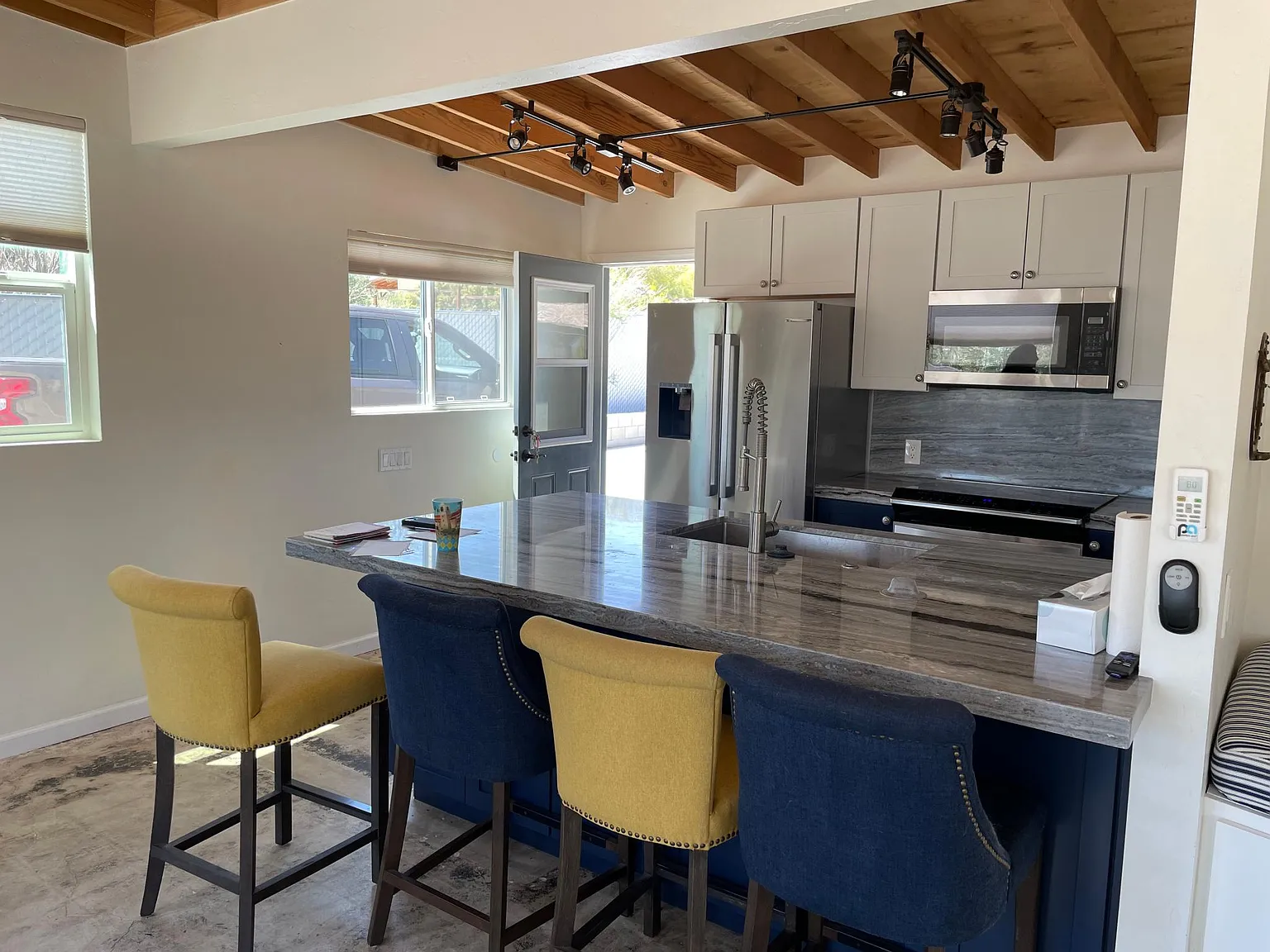 10860 Juniper Ave — Photo 2