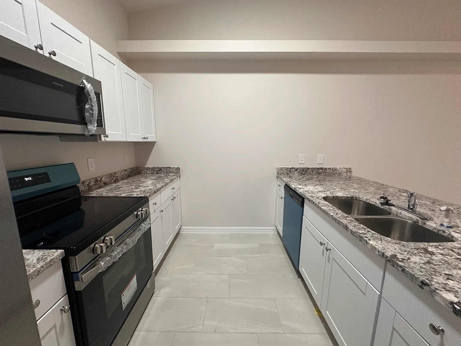2106 Andalusia Blvd — Photo 3