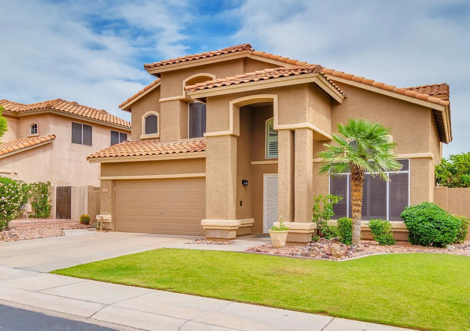 3 bed, 2.5 bath, 2236 sqft, $3,900 — Photo 1