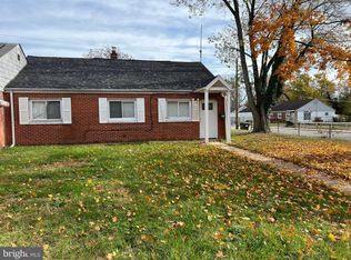 14 Simonds Dr, New Castle, DE 19720