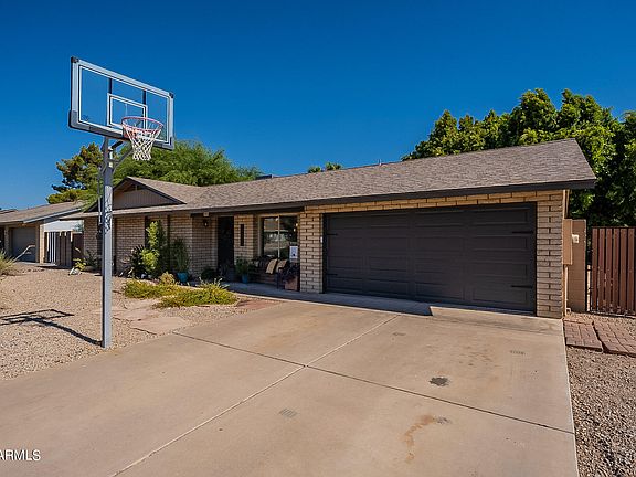 3rd image of 4905 E WALTANN Lane