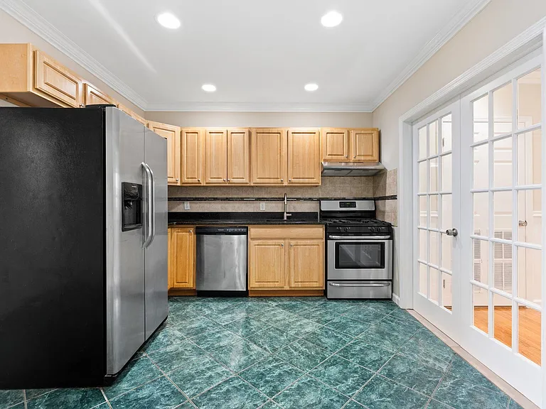204 Dodd St #2 — Photo 8