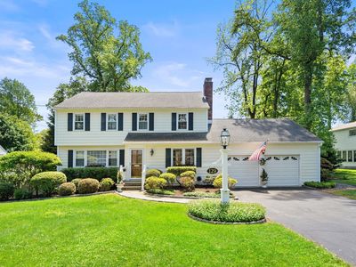129 Brookmere Drive, Fairfield, CT, 06824