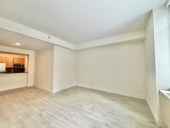 3rd image of 229 W 60th St APT 2R