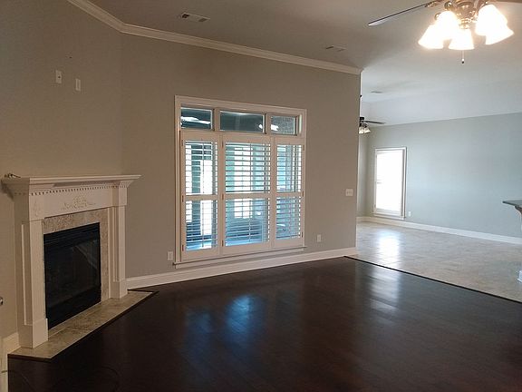 5th image of 9200 Autumnbrooke Way