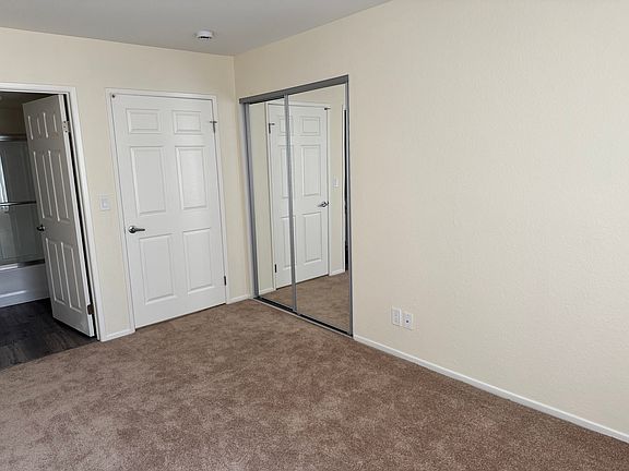5th image of 468 W 4th St APT 206