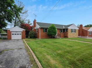 1900 Charleston Pl, Hyattsville, MD 20783