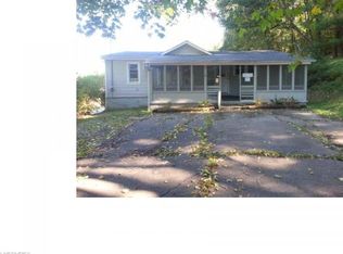 220 Haywood St, East Liverpool, OH 43920