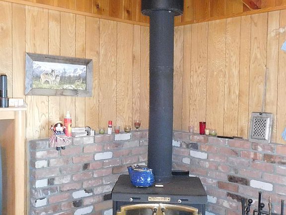 4th image of 2354 Birch Dr