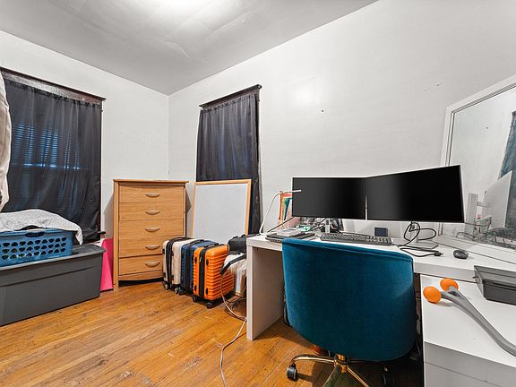 5th image of 4239 Olcott Ave