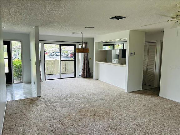 3rd image of 60 Kay Ct