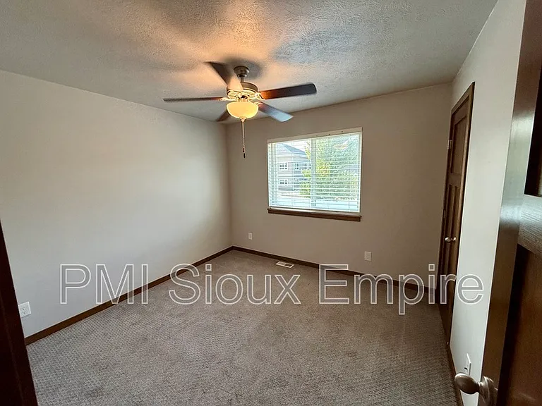 6114 E Copper Pl — Photo 9